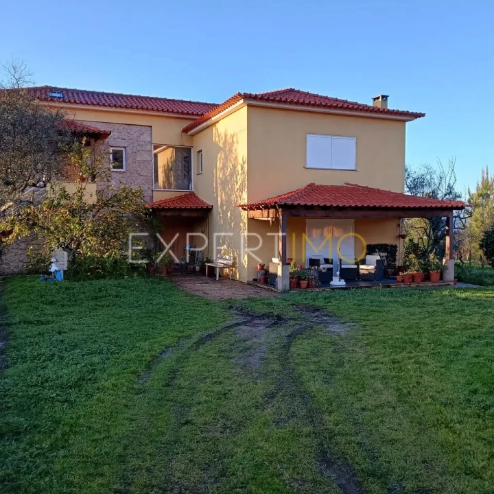 Moradia T4 para Venda em São Paio Foto 1