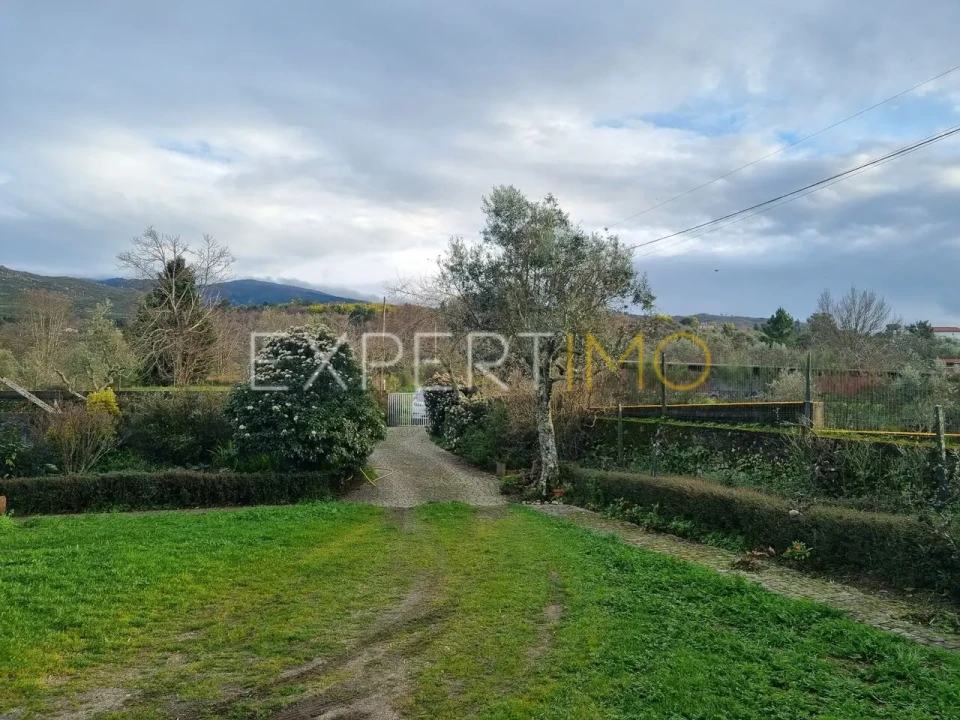 Moradia T4 para Venda em São Paio Foto 12