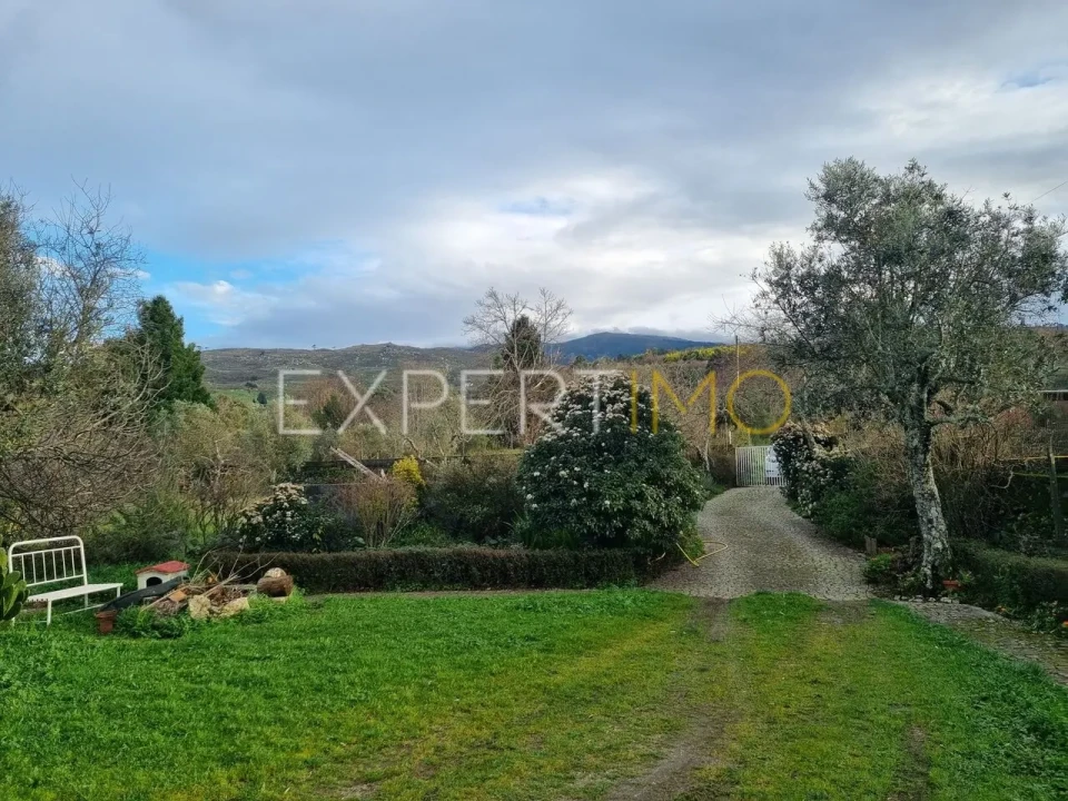 Moradia T4 para Venda em São Paio Foto 13