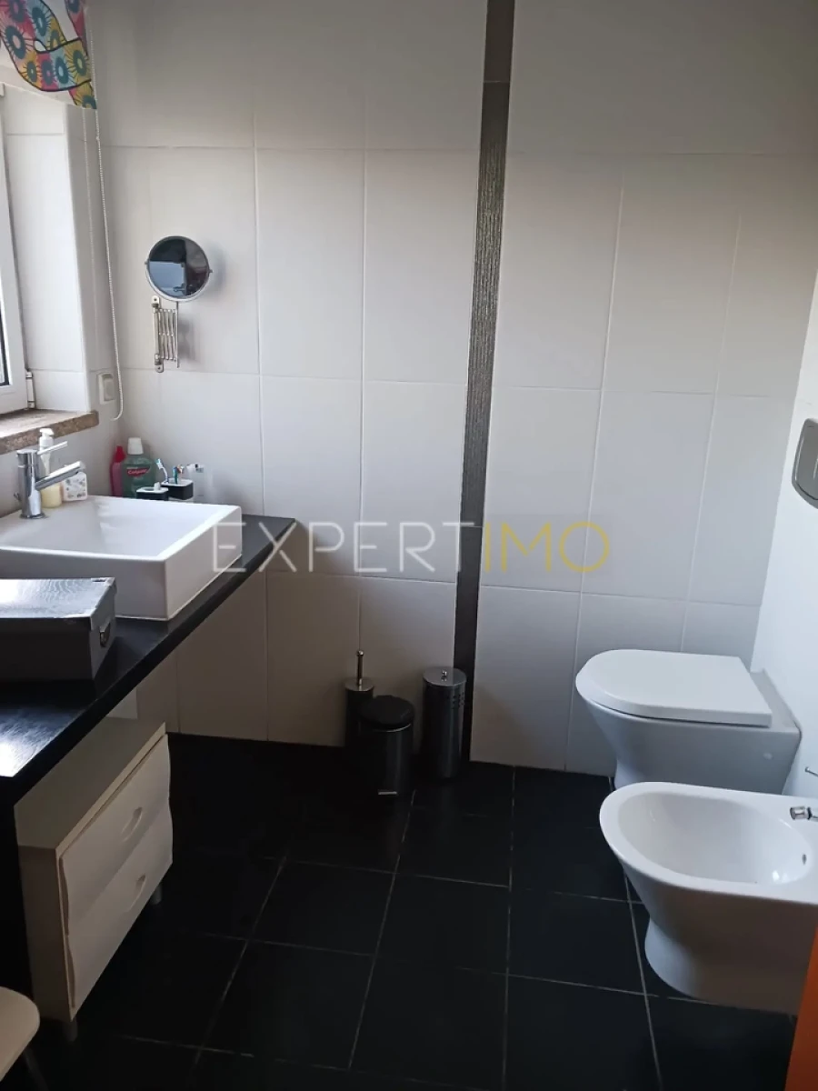 Moradia T4 para Venda em São Paio Foto 48