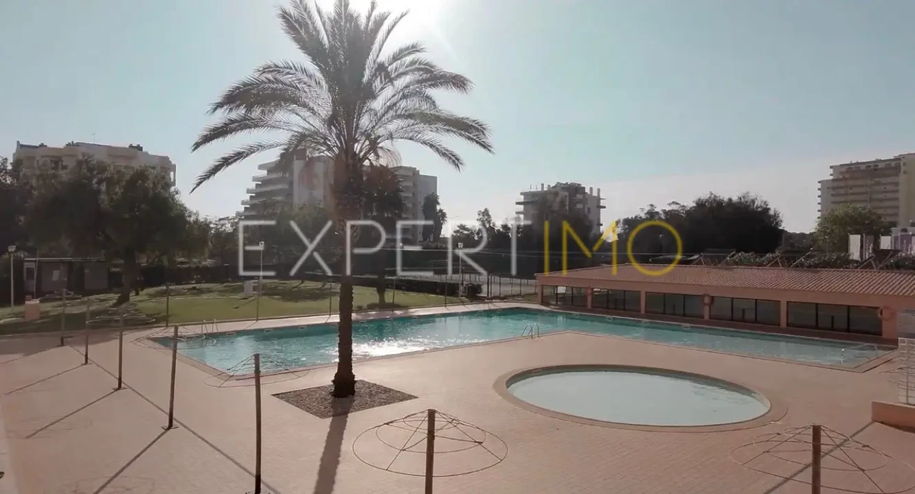 Apartamento T2 para Venda em Portimão Foto 30