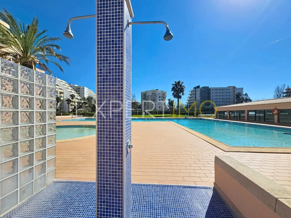 Apartamento T2 para Venda em Portimão Foto 38