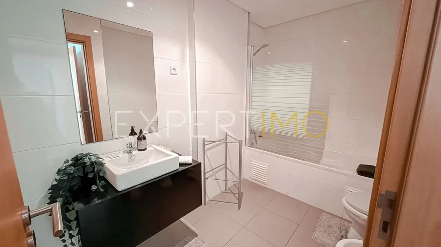 Apartamento T2 para Venda em Portimão Foto 20