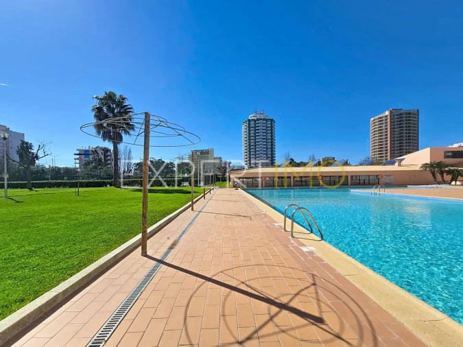 Apartamento T2 para Venda em Portimão Foto 39
