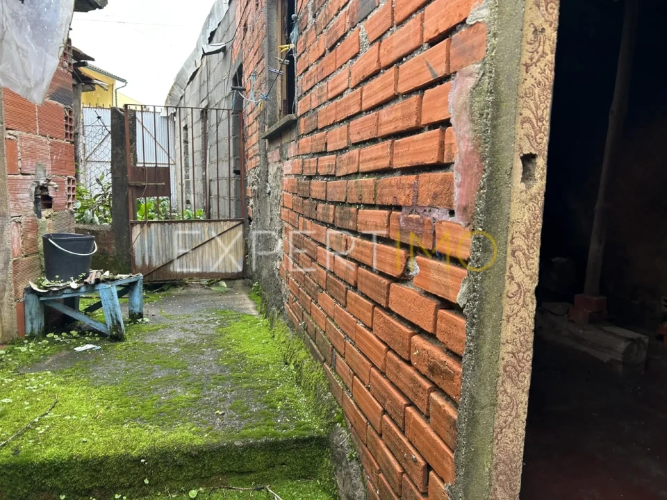 Moradia T2 para Venda em Casal Comba Foto 6