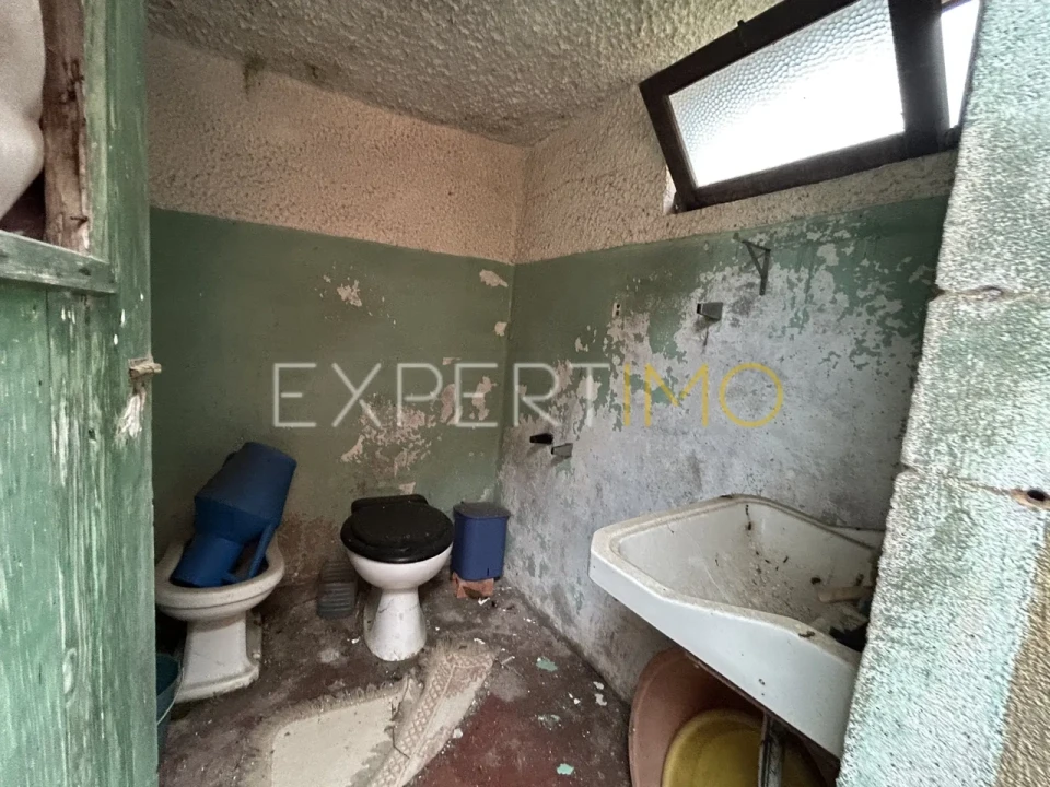 Moradia T2 para Venda em Casal Comba Foto 8