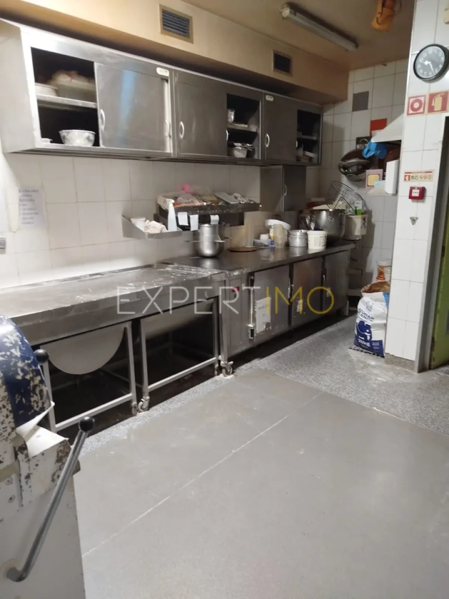 Loja para Venda em Cernache Foto 8