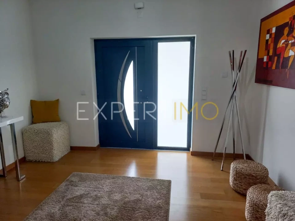 Moradia T5 para Venda em Seia, São Romão e Lapa dos Dinheiros Foto 11