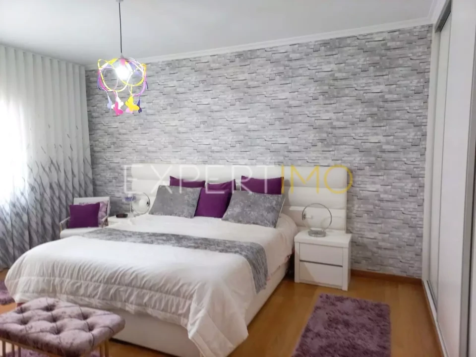 Moradia T5 para Venda em Seia, São Romão e Lapa dos Dinheiros Foto 12