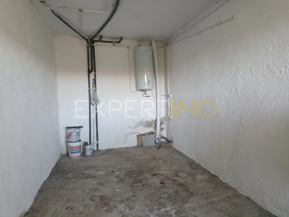 Moradia T3 para Venda em Pega Foto 11