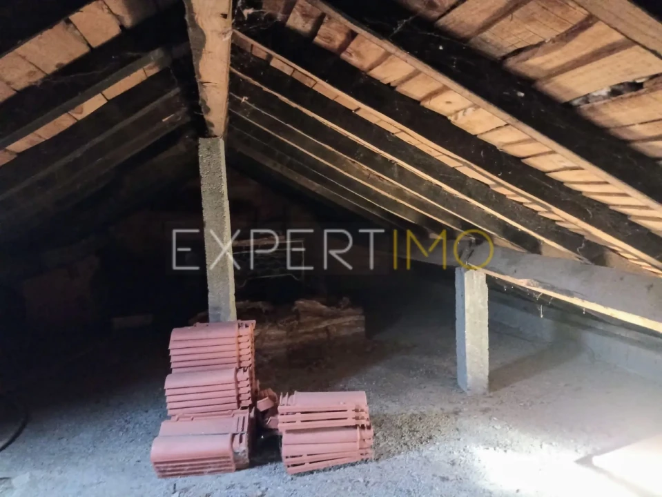 Moradia T3 para Venda em Pega Foto 13