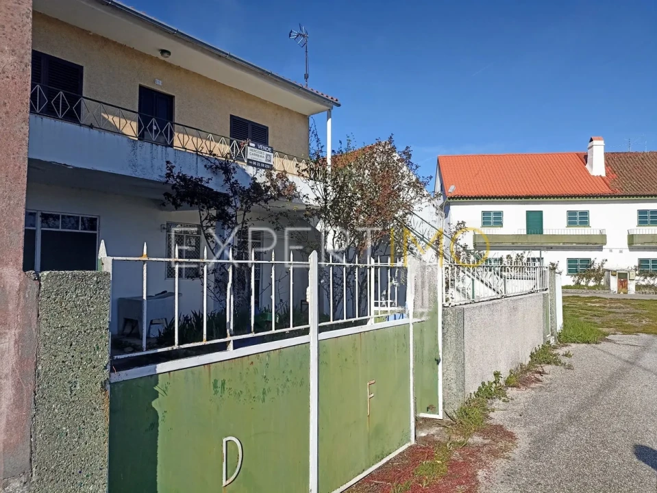 Moradia T3 para Venda em Pega Foto 38