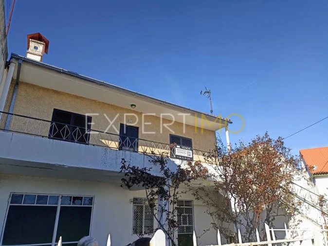 Moradia T3 para Venda em Pega Foto 27