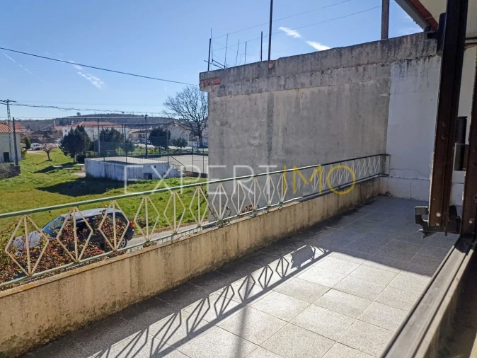 Moradia T3 para Venda em Pega Foto 30