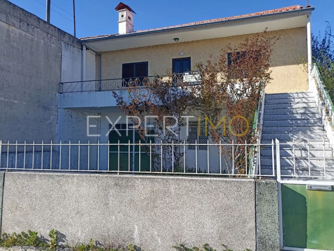 Moradia T3 para Venda em Pega Foto 45