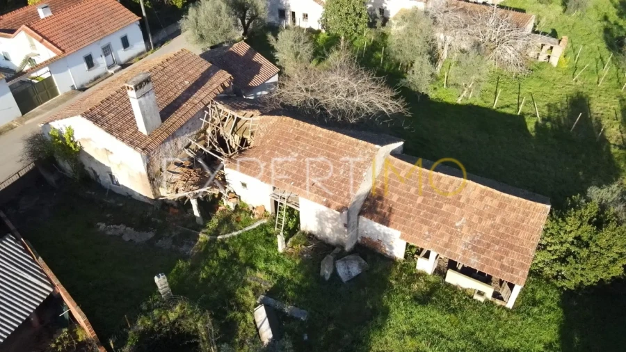 Moradia T2 para Venda em Chão de Couce Foto 9