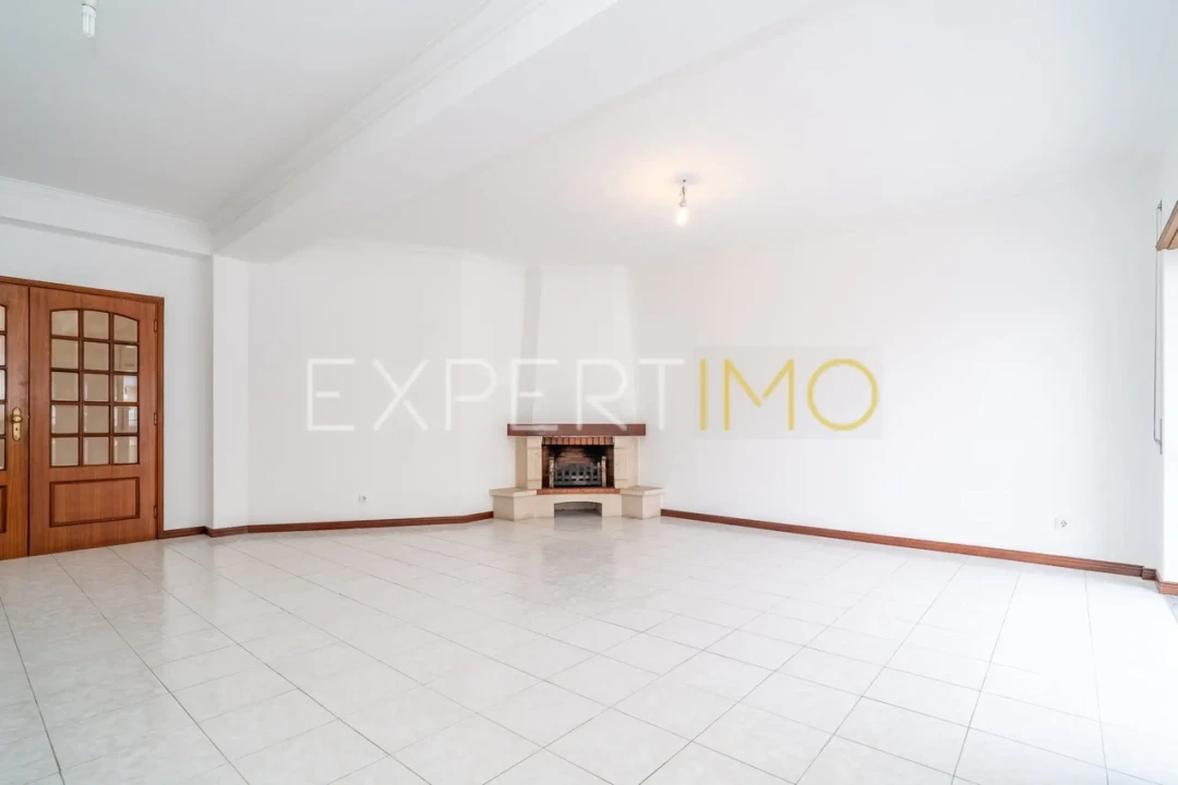 Apartamento T3 para Venda em Buarcos Foto 7