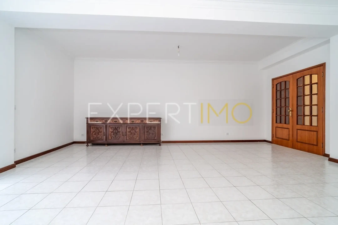 Apartamento T3 para Venda em Buarcos Foto 9