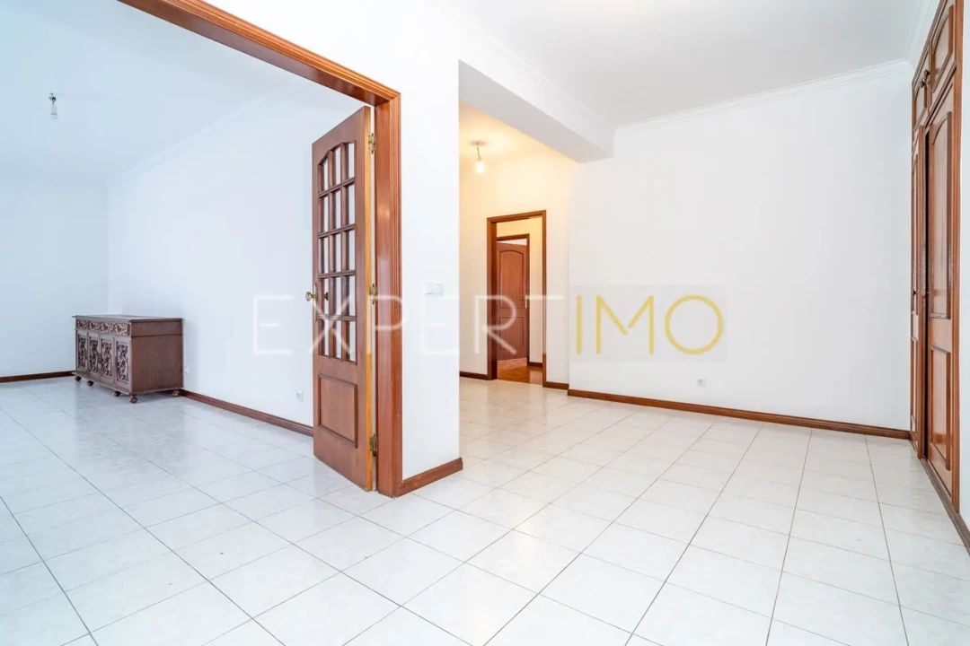 Apartamento T3 para Venda em Buarcos Foto 10