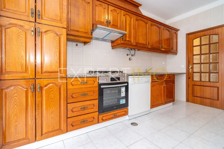 Apartamento T3 para Venda em Buarcos Foto 18