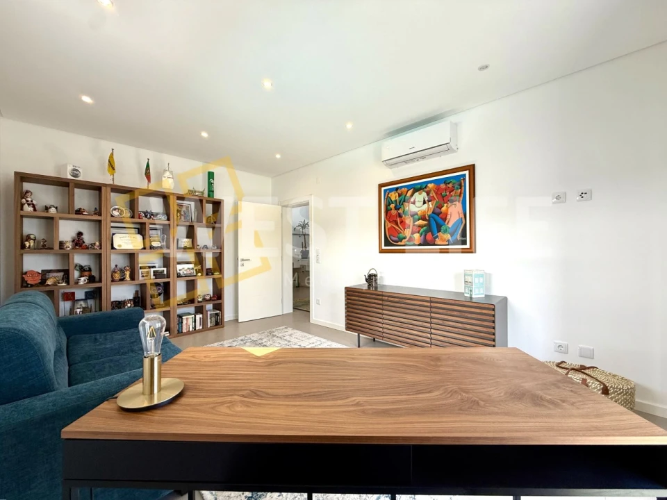 Moradia T4 para Venda em Silveira Foto 15