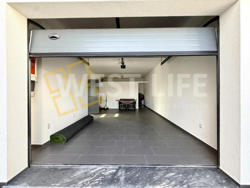 Moradia T4 para Venda em Silveira Foto 39