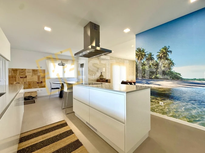 Moradia T4 para Venda em Silveira Foto 10