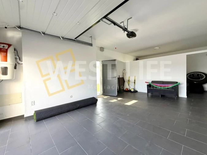 Moradia T4 para Venda em Silveira Foto 38