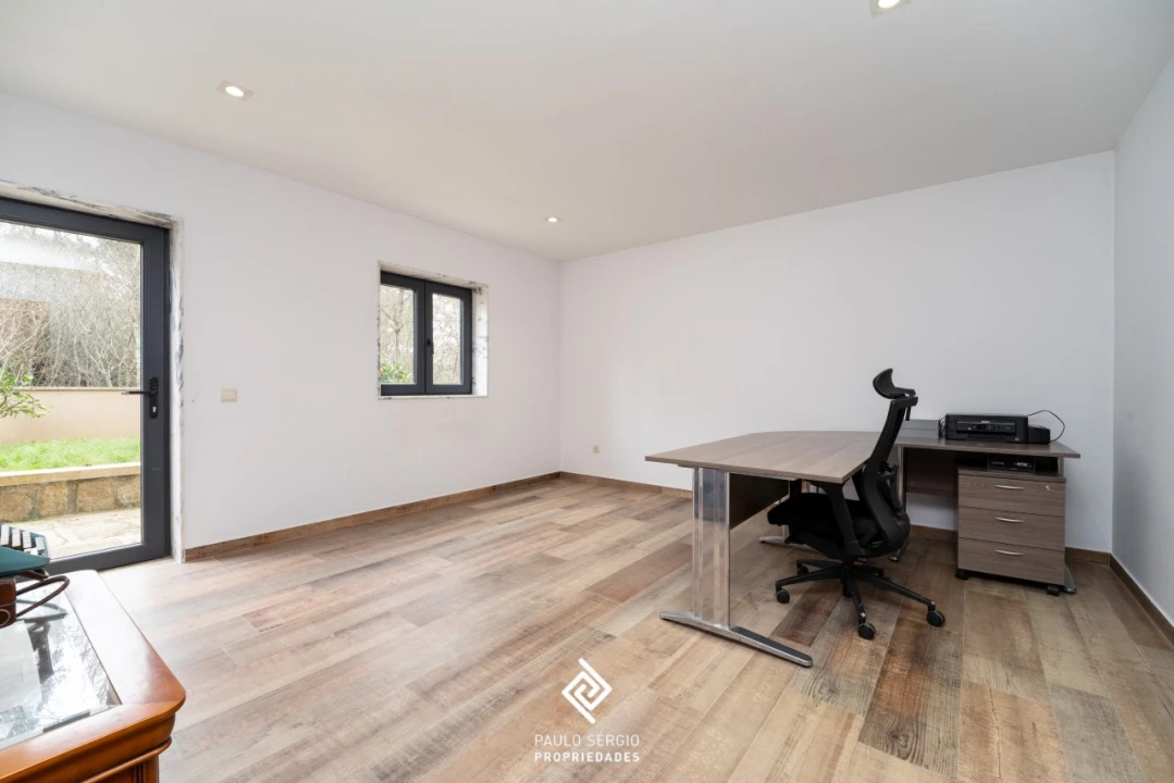 Moradia T3 para Venda em Avintes Foto 21