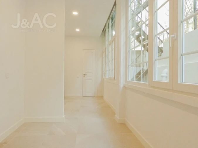 Apartamento T3 para Arrendamento em Avenidas Novas Foto 4