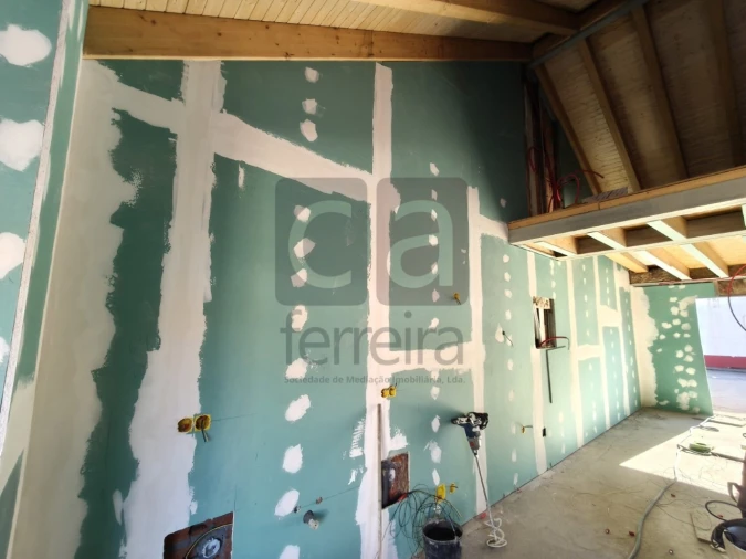 Moradia T2 para Venda em Almeirim Foto 32