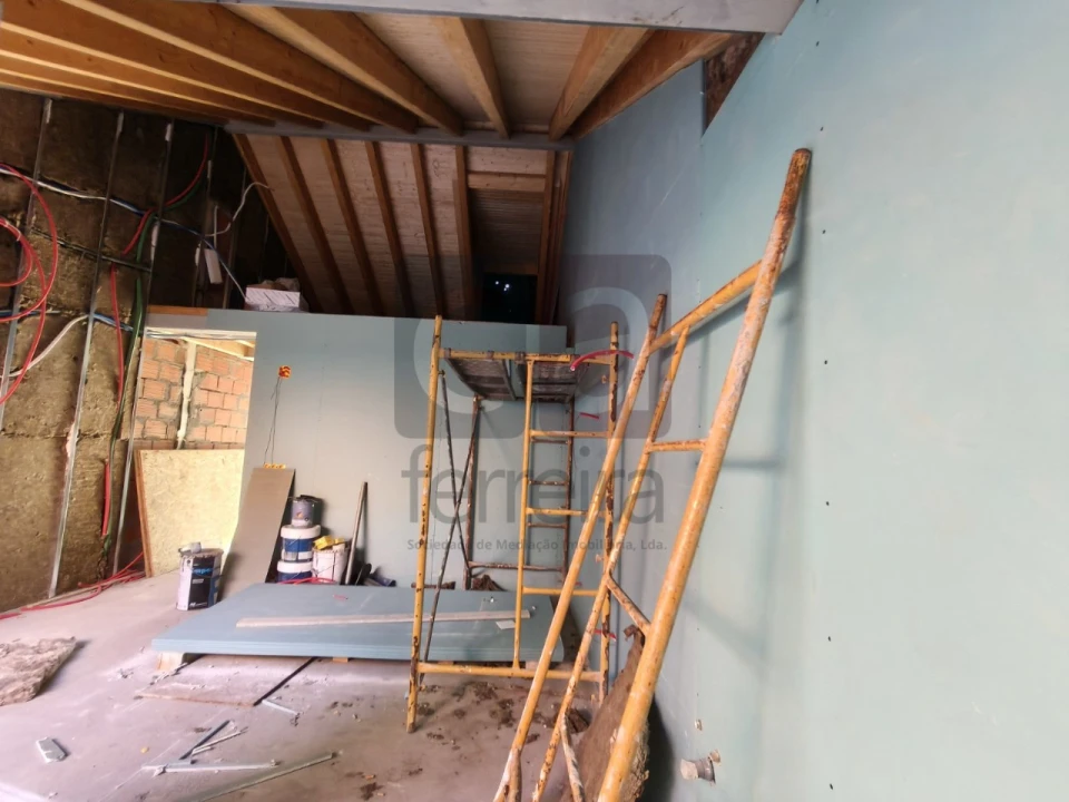 Moradia T2 para Venda em Almeirim Foto 17