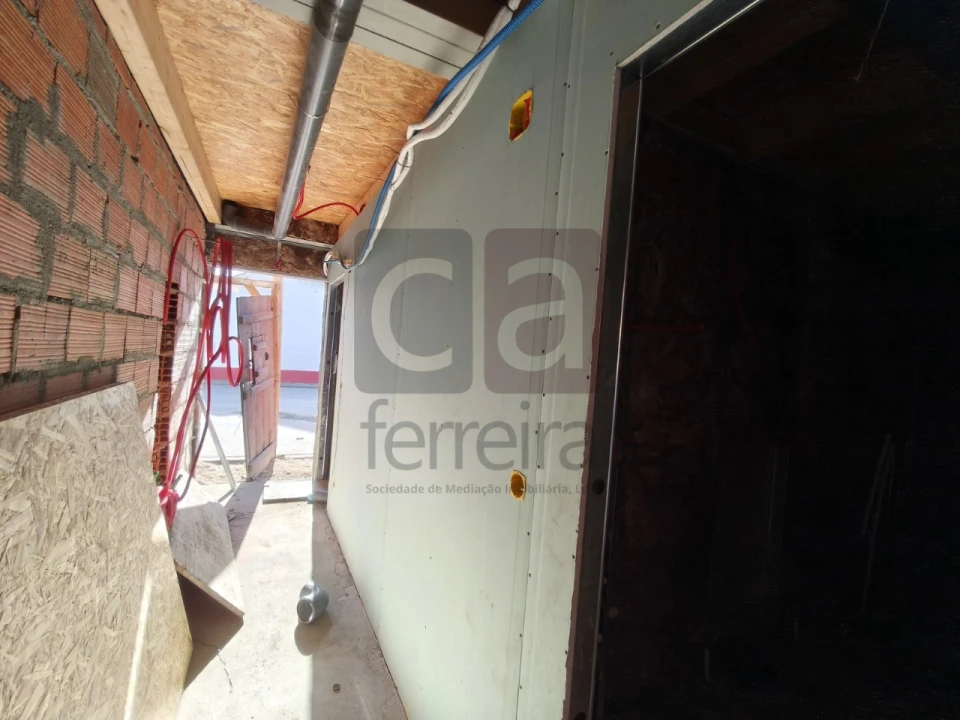 Moradia T2 para Venda em Almeirim Foto 21