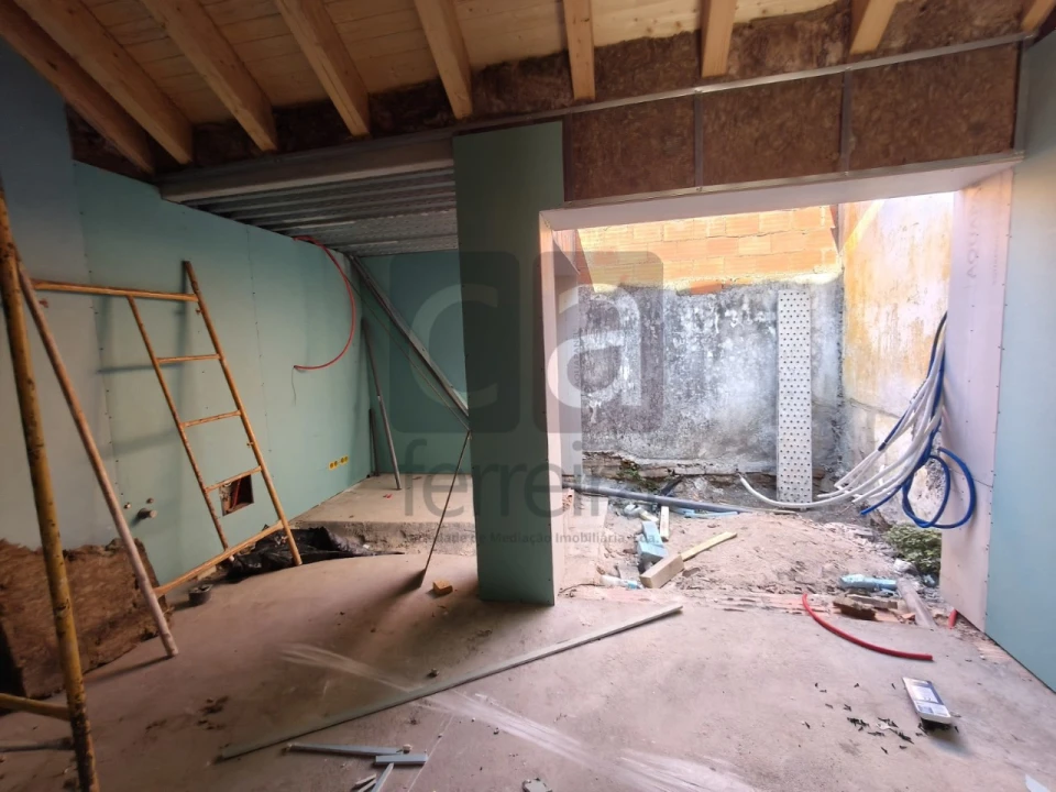 Moradia T2 para Venda em Almeirim Foto 25