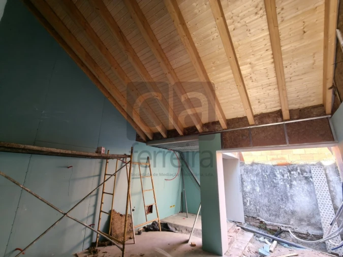 Moradia T2 para Venda em Almeirim Foto 14