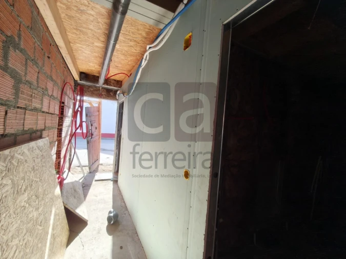 Moradia T2 para Venda em Almeirim Foto 21