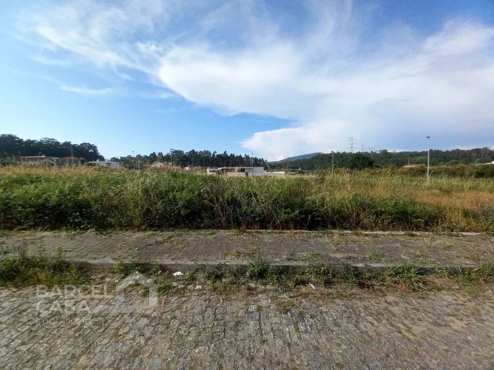 Terreno para Venda em Perelhal Foto 2