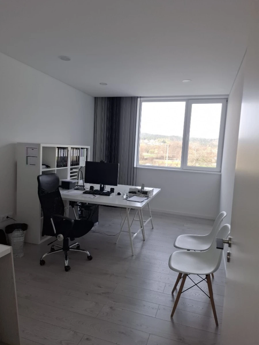 Armazém para Venda em Bodiosa Foto 8