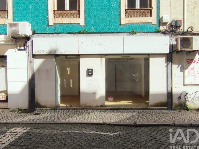 Loja para Venda em Nossa Senhora do Pópulo, Coto e São Gregório