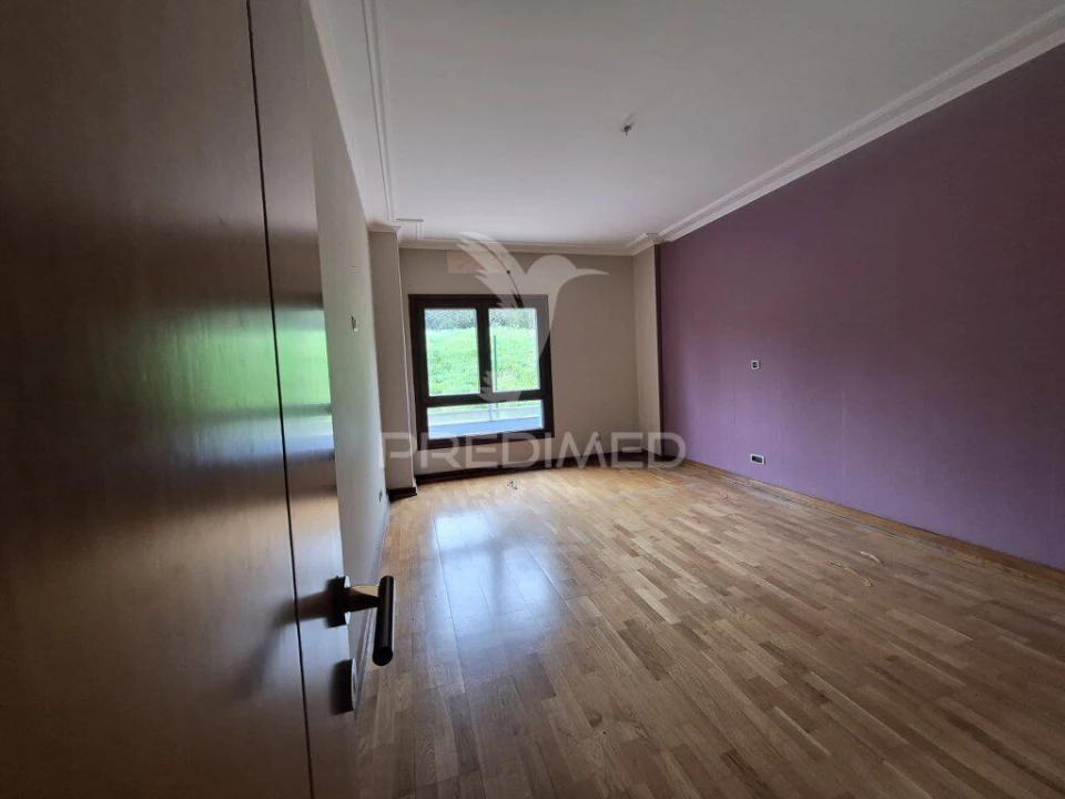 Apartamento T2 para Venda em Vila Franca de Xira Foto 13