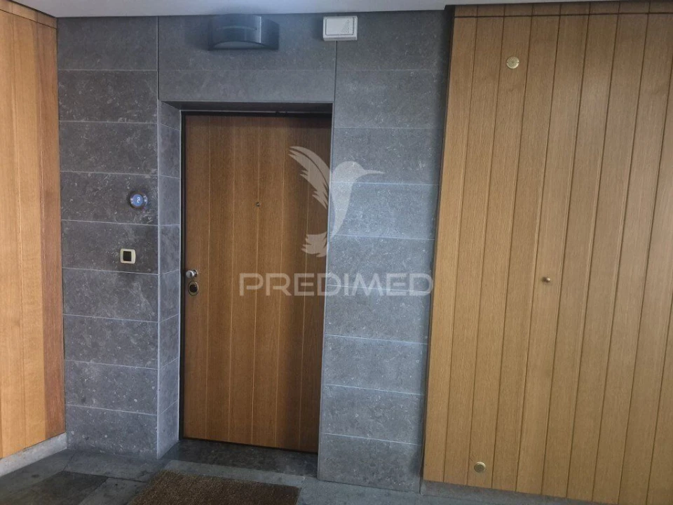 Apartamento T2 para Venda em Vila Franca de Xira Foto 20