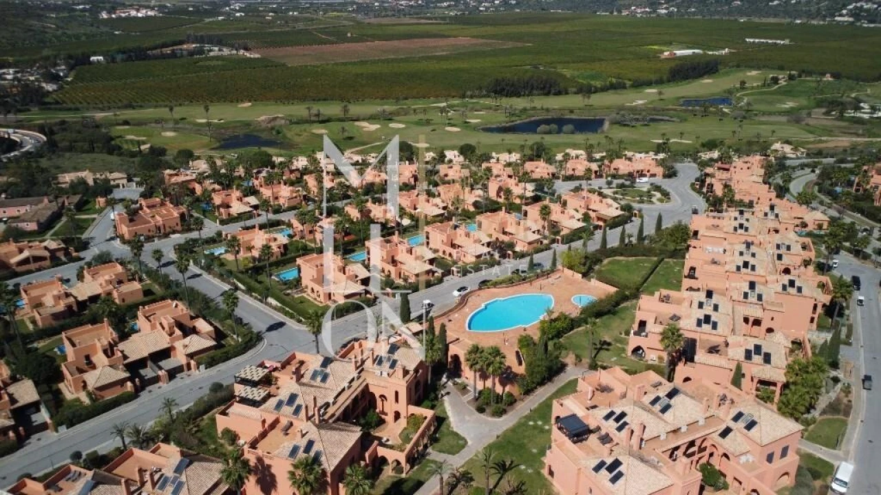 Apartamento T2 para Venda em Alcantarilha e Pêra Foto 28