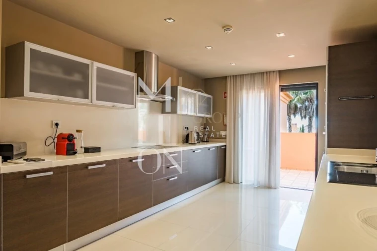 Apartamento T2 para Venda em Alcantarilha e Pêra Foto 14