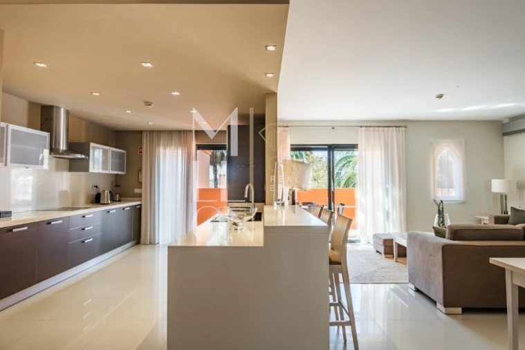 Apartamento T2 para Venda em Alcantarilha e Pêra Foto 13