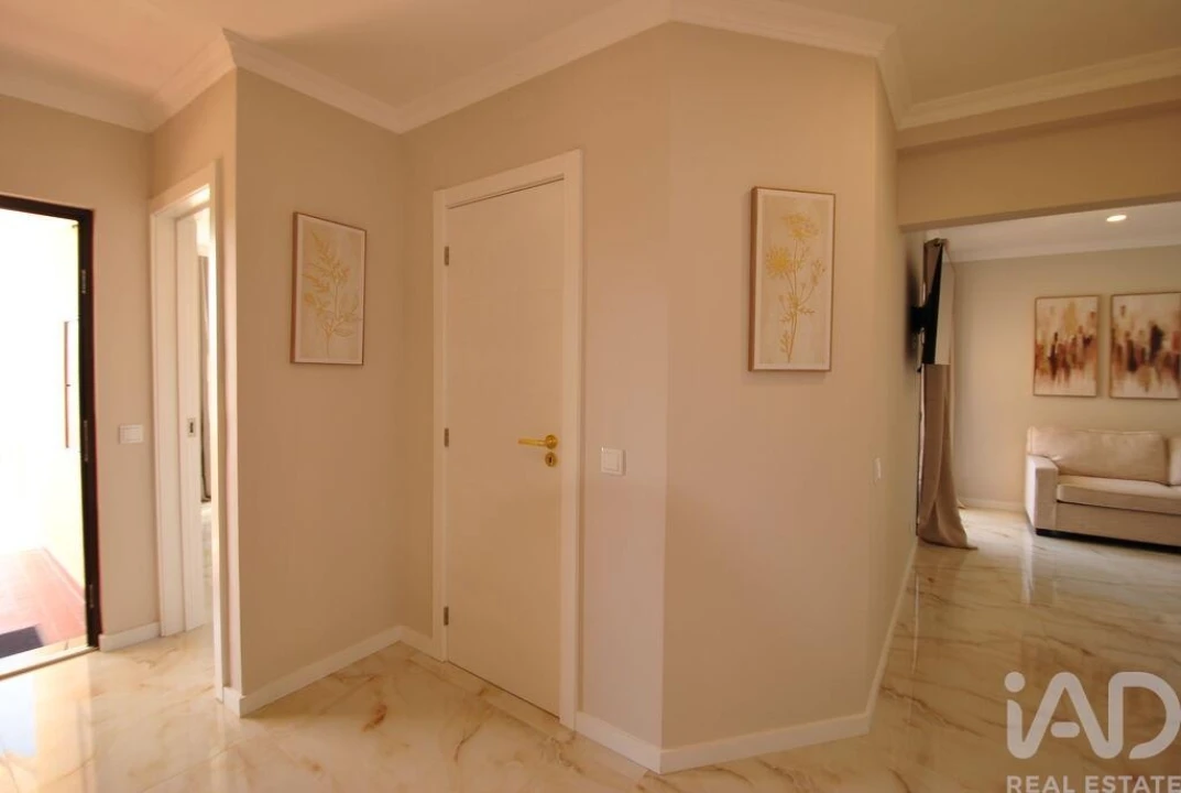 Apartamento T1 para Venda em Albufeira e Olhos de Água Foto 10