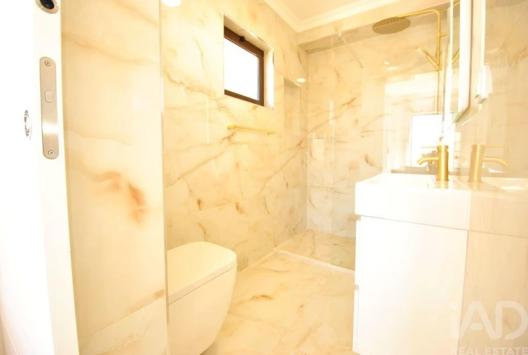 Apartamento T1 para Venda em Albufeira e Olhos de Água Foto 27