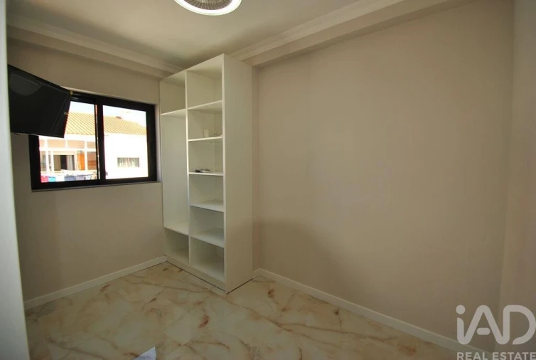 Apartamento T1 para Venda em Albufeira e Olhos de Água Foto 12