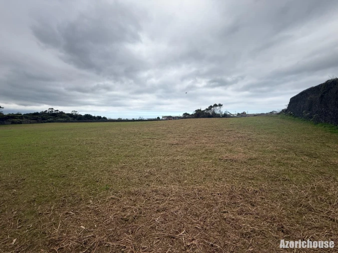 Terreno para Venda em Rabo de Peixe Foto 7