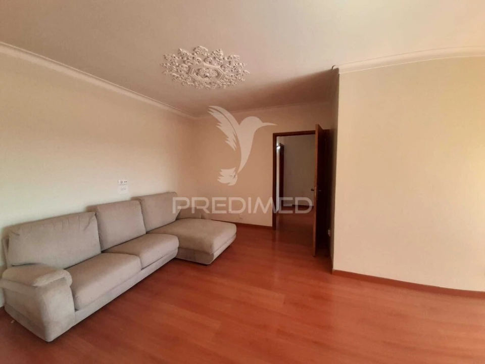 Apartamento T2 para Venda em Queluz e Belas Foto 11