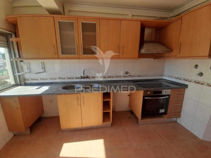 Apartamento T2 para Venda em Queluz e Belas Foto 5